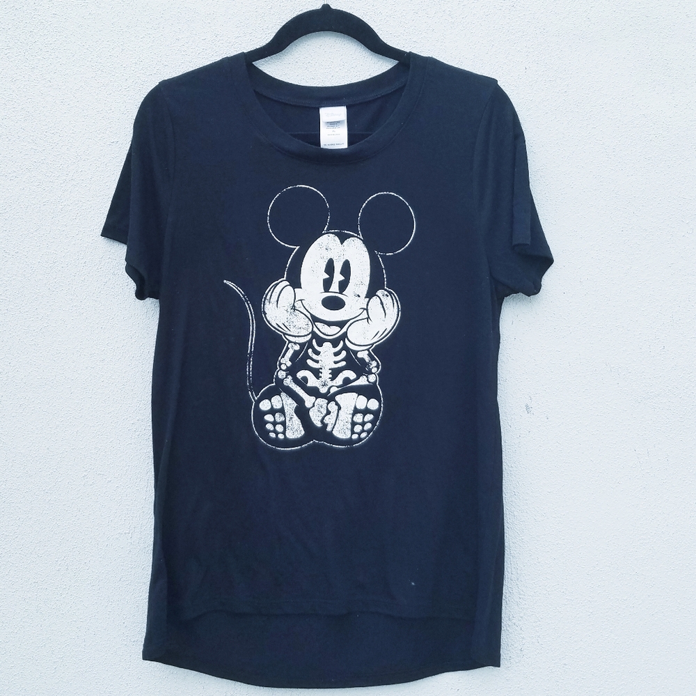 Disney black skeleton Mickey Mouse tee siz…